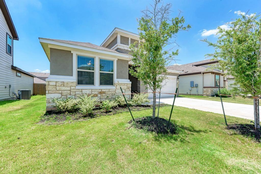 209 Magna Ln Property Photo 2