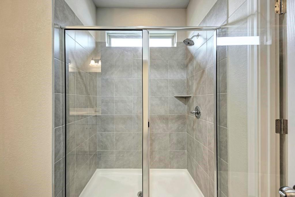 209 Magna Ln Property Photo 16