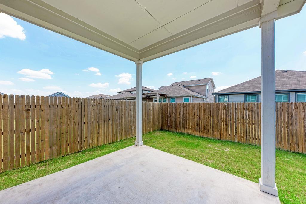 209 Magna Ln Property Photo 23