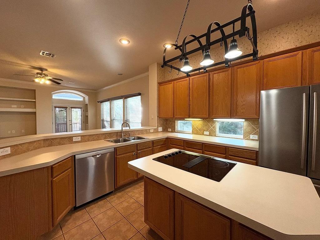 1837 Maize Bend Dr Property Photo 2
