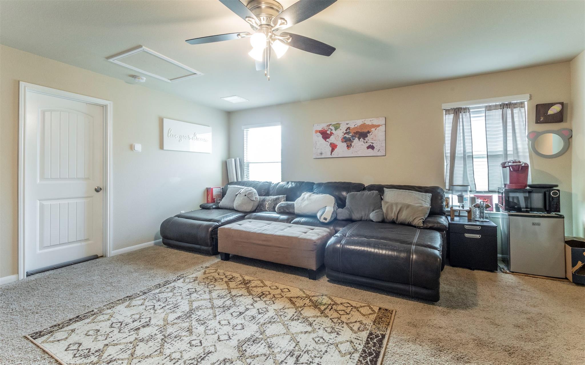 1714 Deodara Dr Property Photo 21