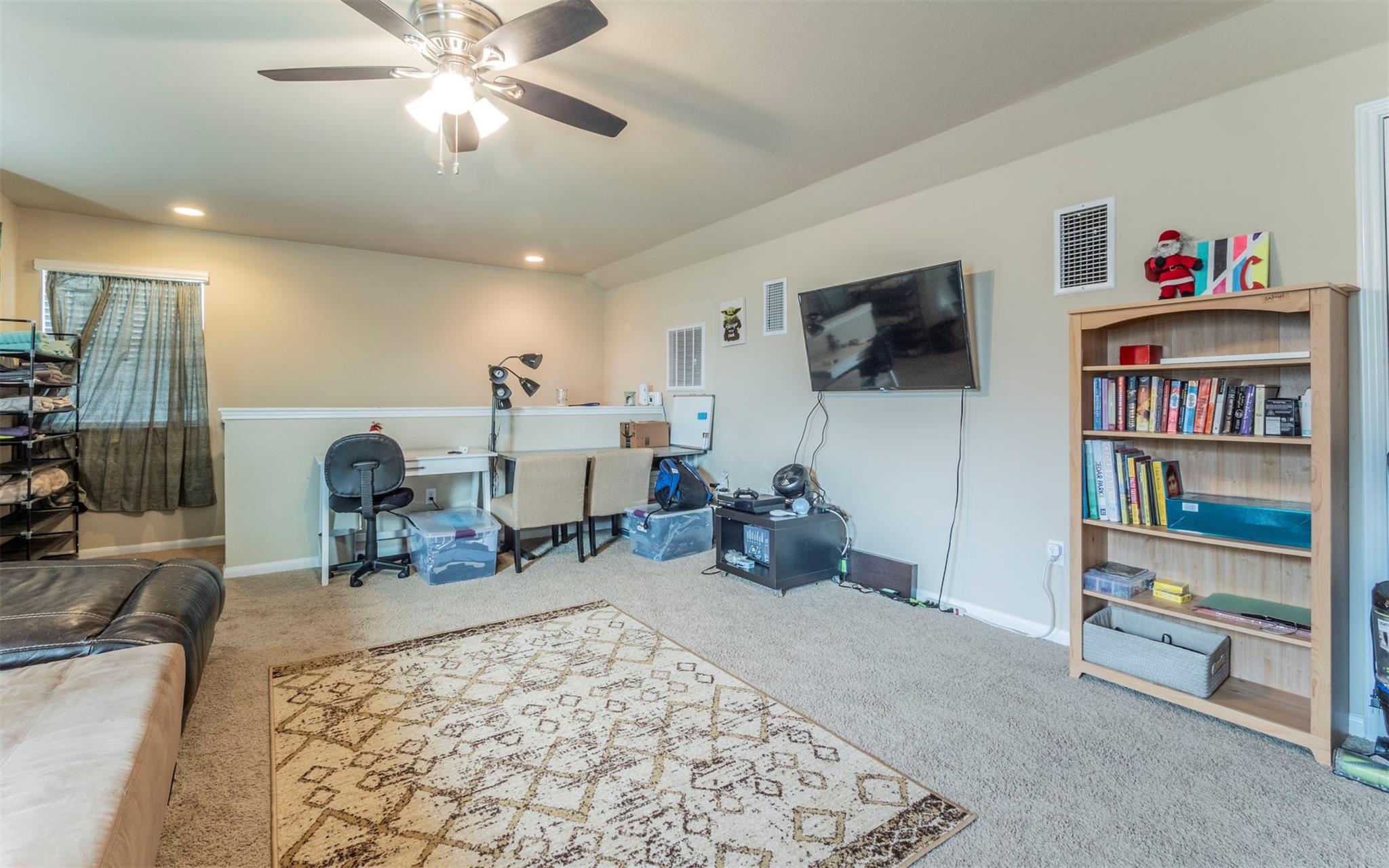 1714 Deodara Dr Property Photo 23