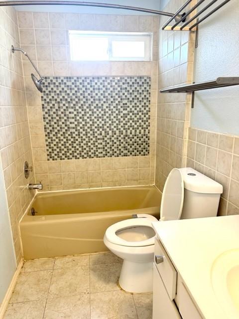 5934 Kevin Kelly Pl Property Photo 9