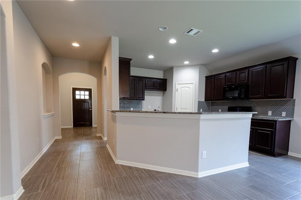 8238 Arezzo Dr Property Photo 13