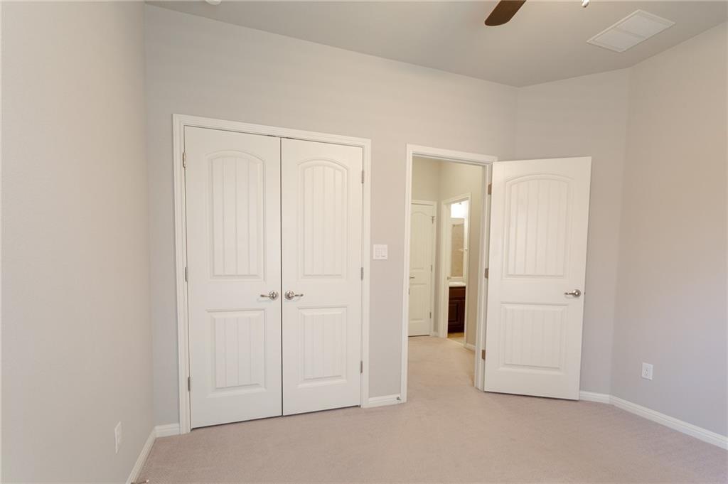 8238 Arezzo Dr Property Photo 19