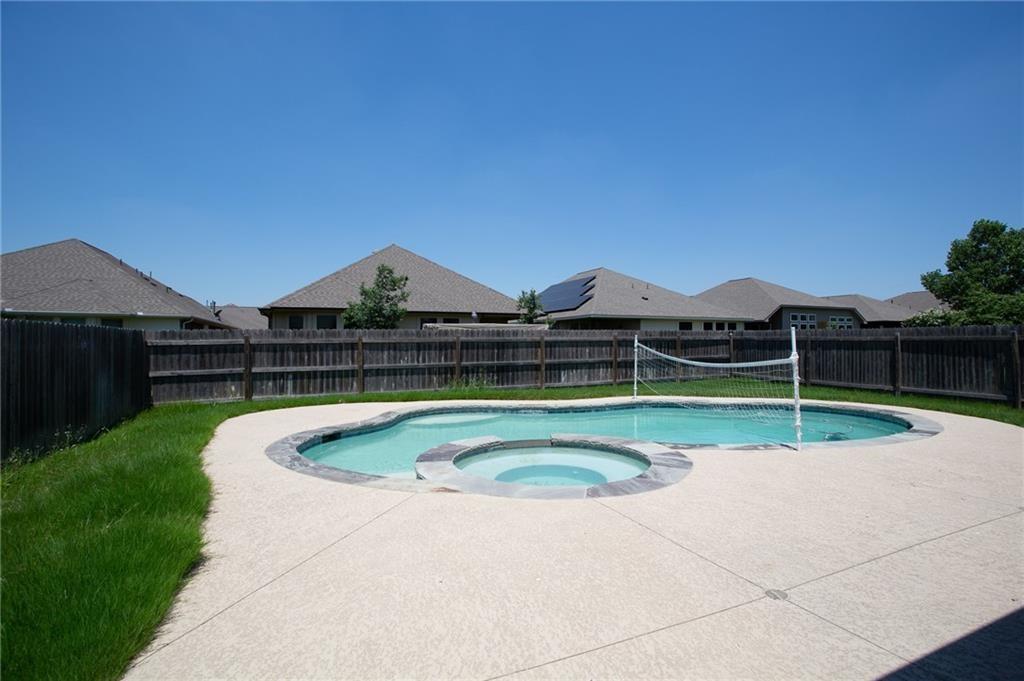 8238 Arezzo Dr Property Photo 33