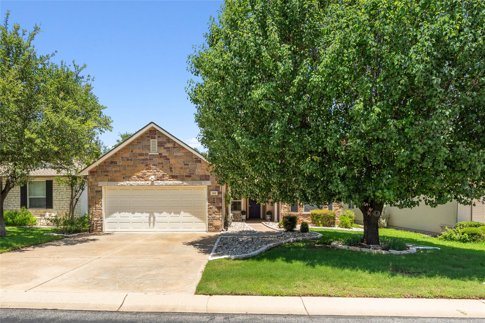 403 Dove Hollow Trl Property Photo 4