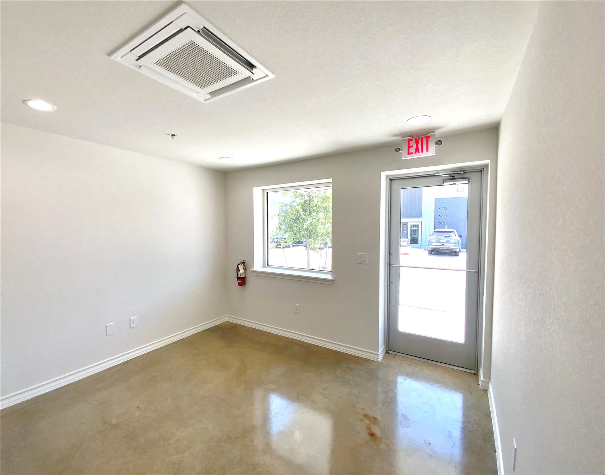 1304 Leander Dr #130 Property Photo 6