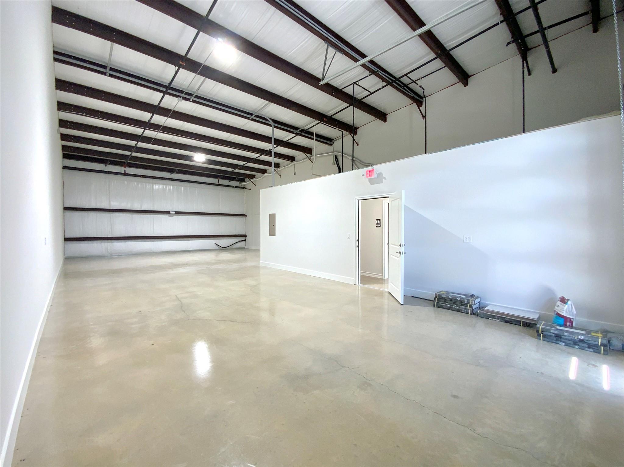 1304 Leander Dr #130 Property Photo 16