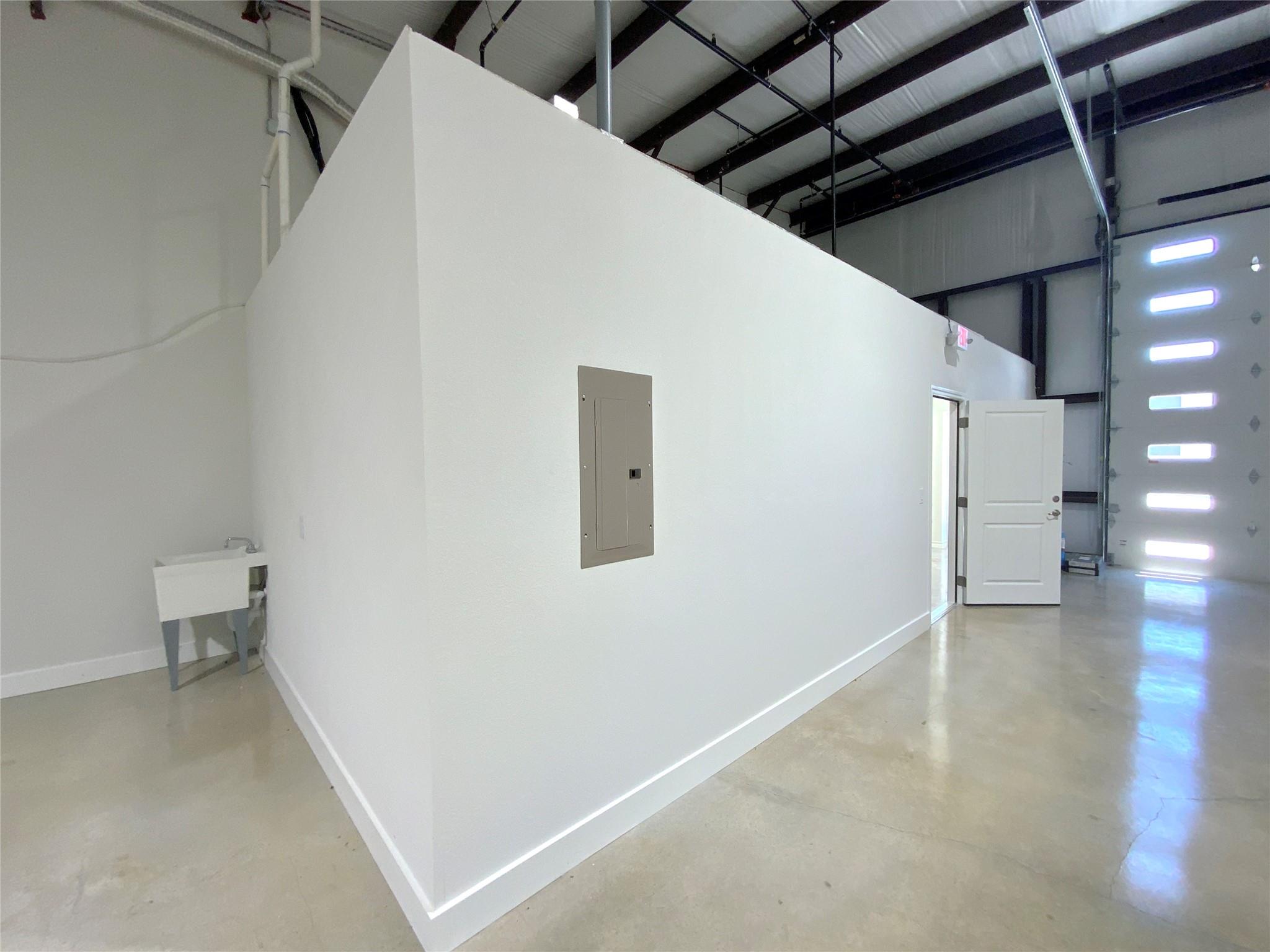 1304 Leander Dr #130 Property Photo 20