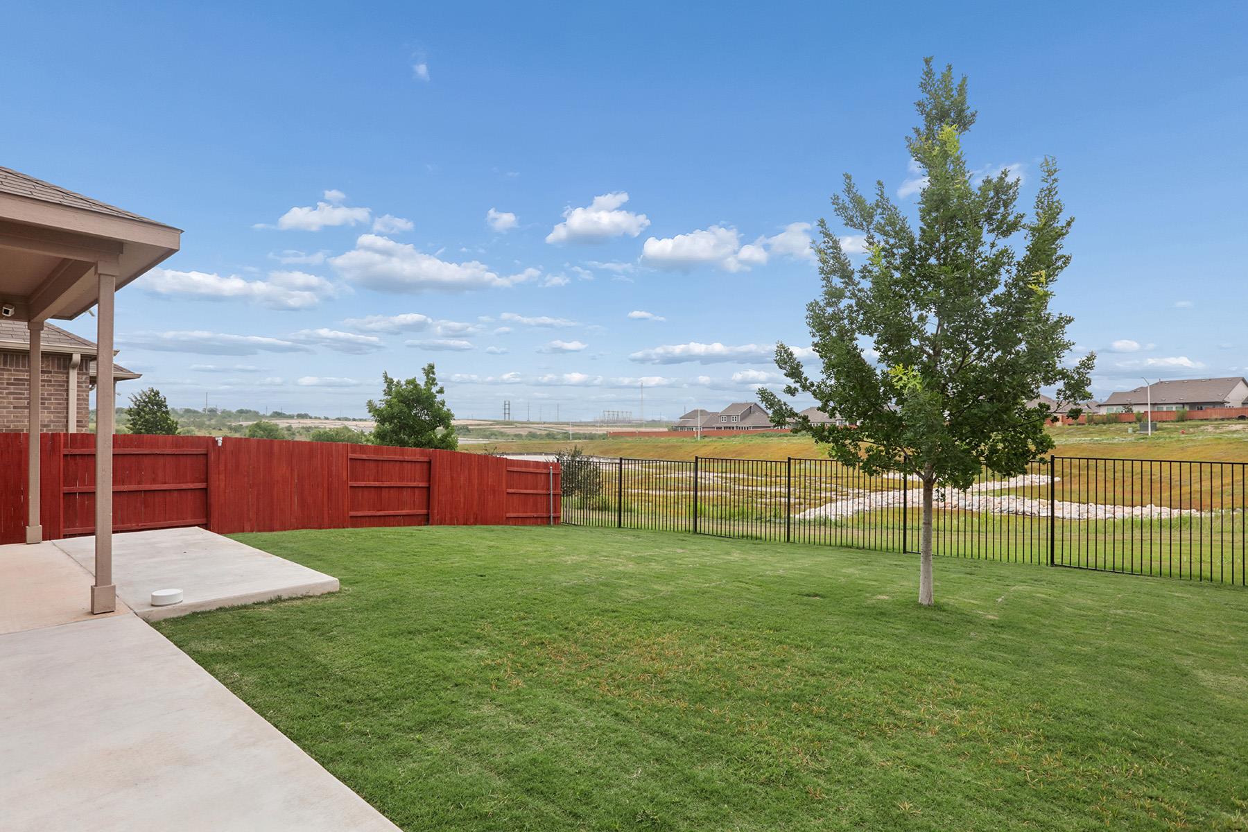 160 Sweetleaf Dr Property Photo 24