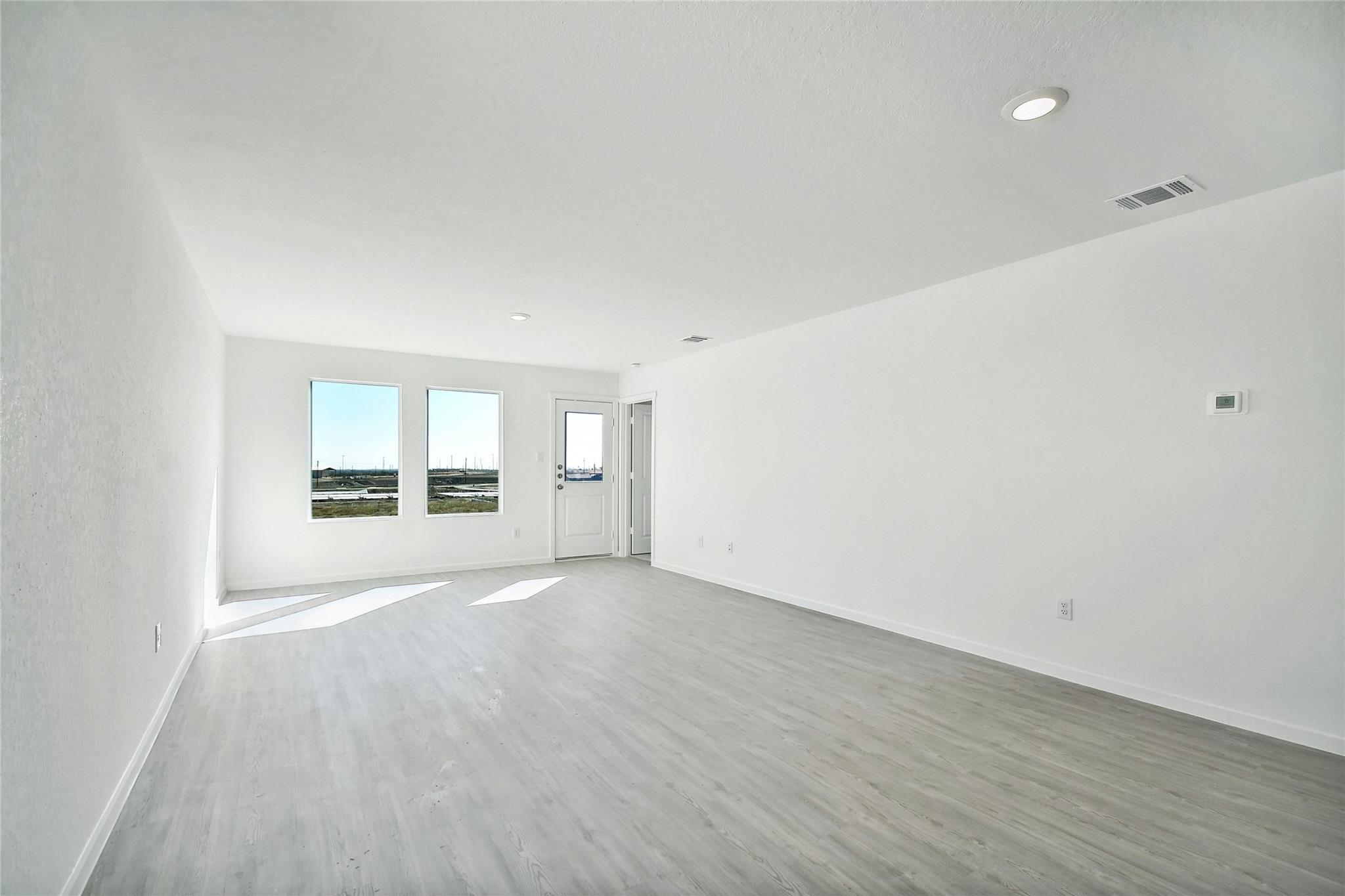 1527 Knoll Rdg Property Photo 9