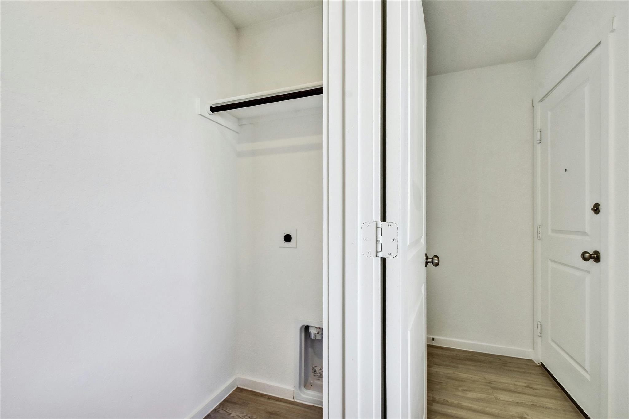 1527 Knoll Rdg Property Photo 21