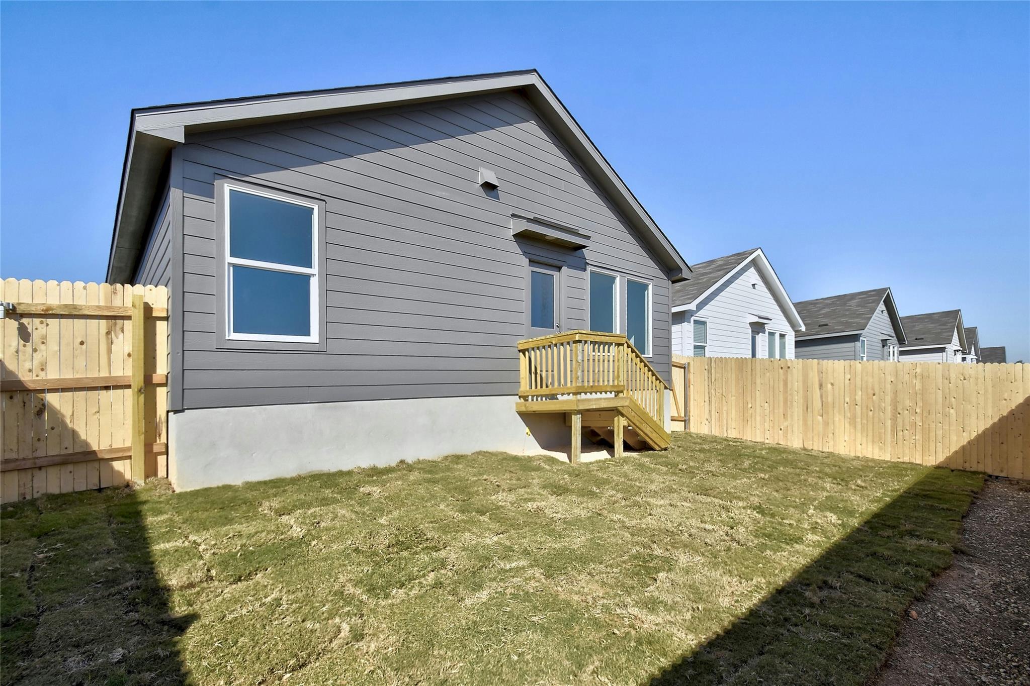 1527 Knoll Rdg Property Photo 25