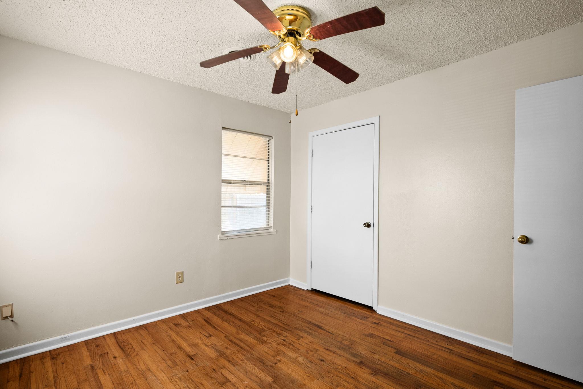 302 Easy St Property Photo 15