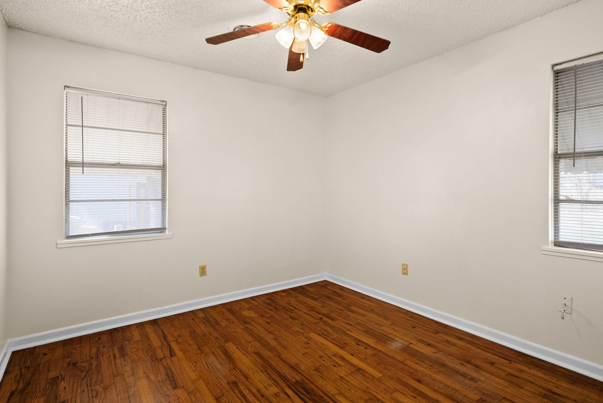 302 Easy St Property Photo 17