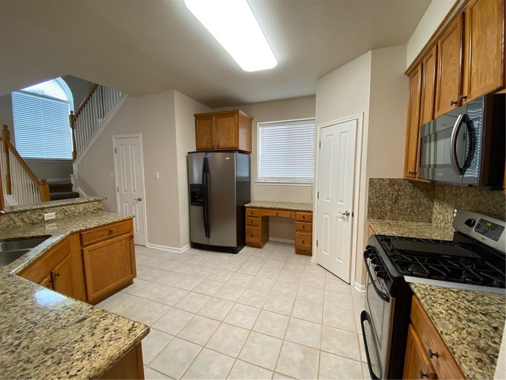 8811 Glen Canyon Dr Property Photo 8
