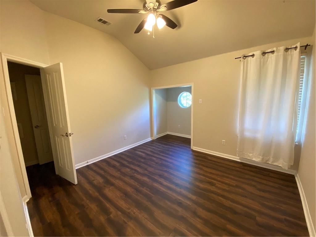 8811 Glen Canyon Dr Property Photo 16
