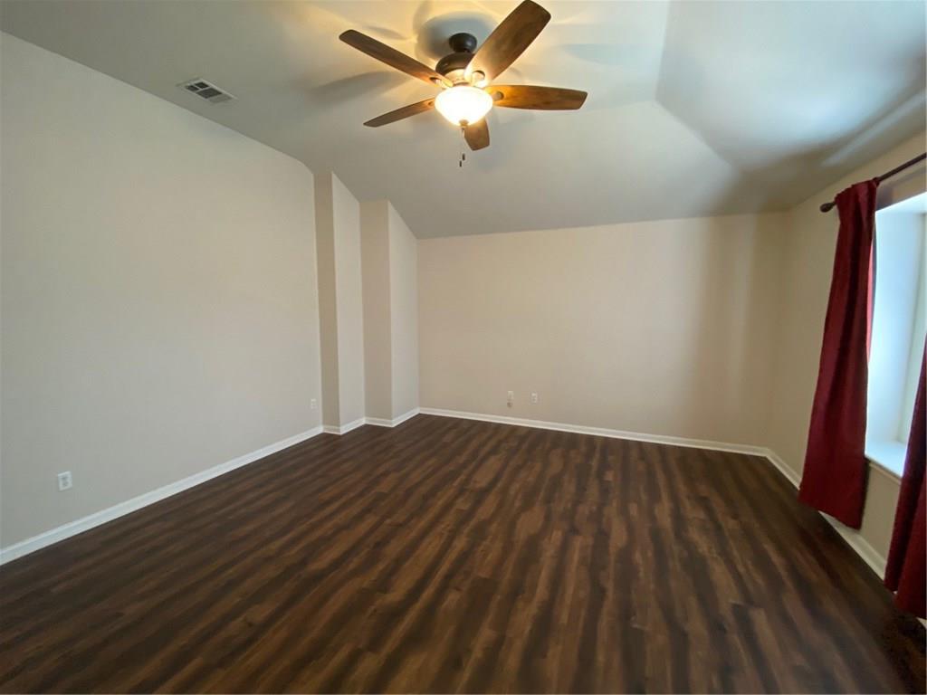 8811 Glen Canyon Dr Property Photo 21