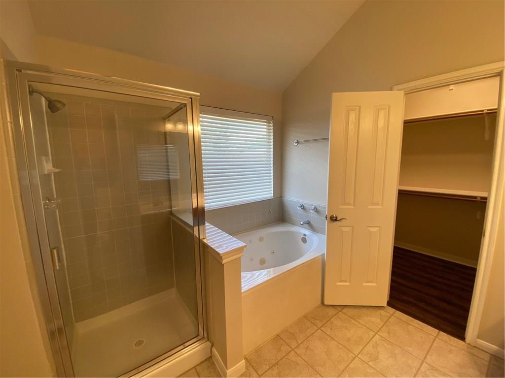 8811 Glen Canyon Dr Property Photo 23