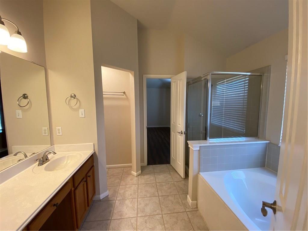 8811 Glen Canyon Dr Property Photo 24
