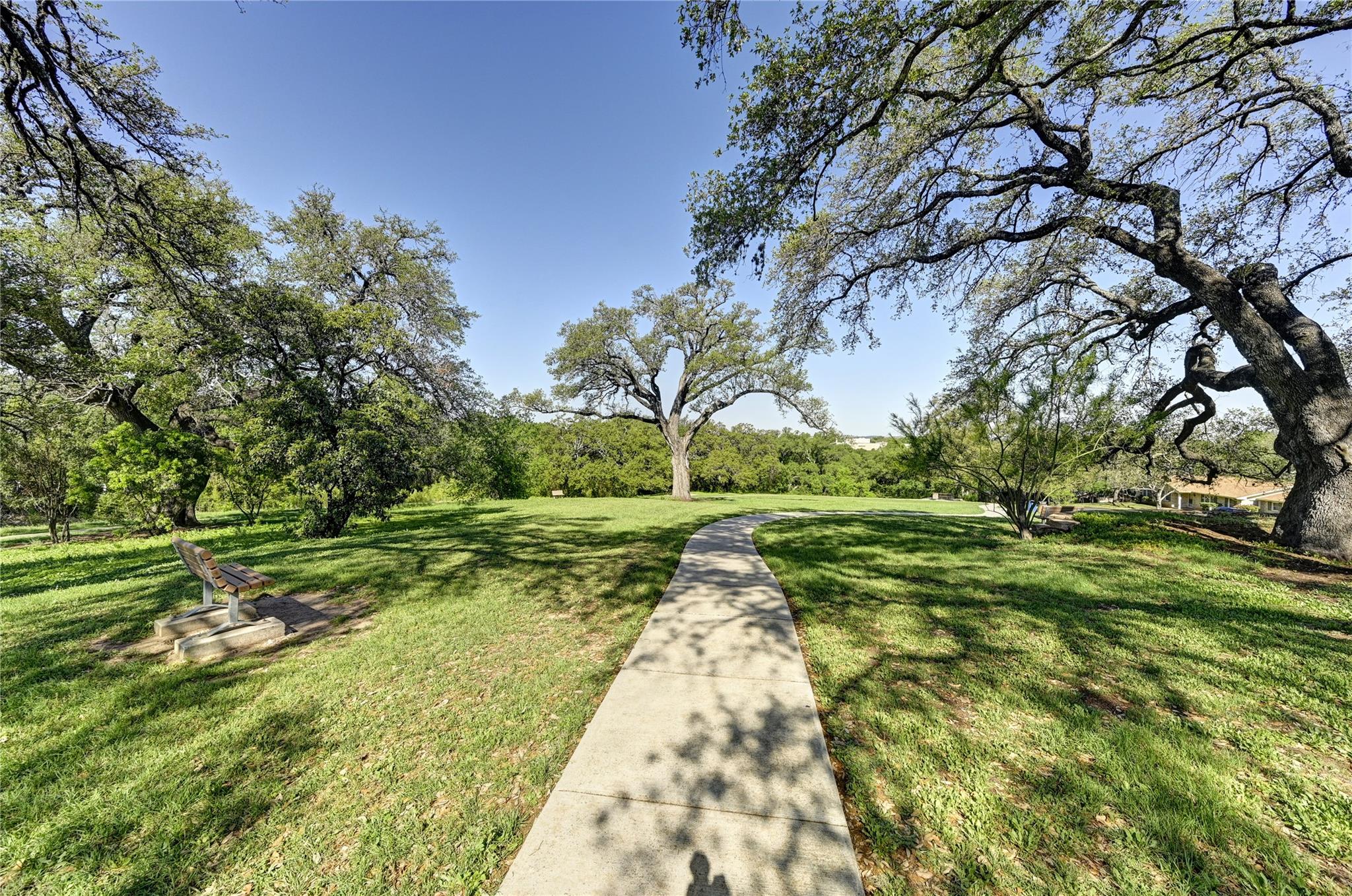 2000-2 Breeze Holw Property Photo 23