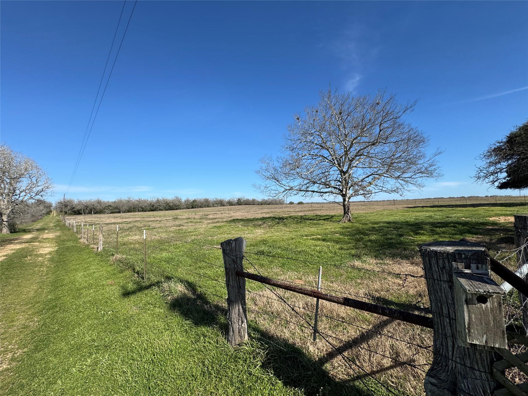 0 Fm-794 Property Photo 5