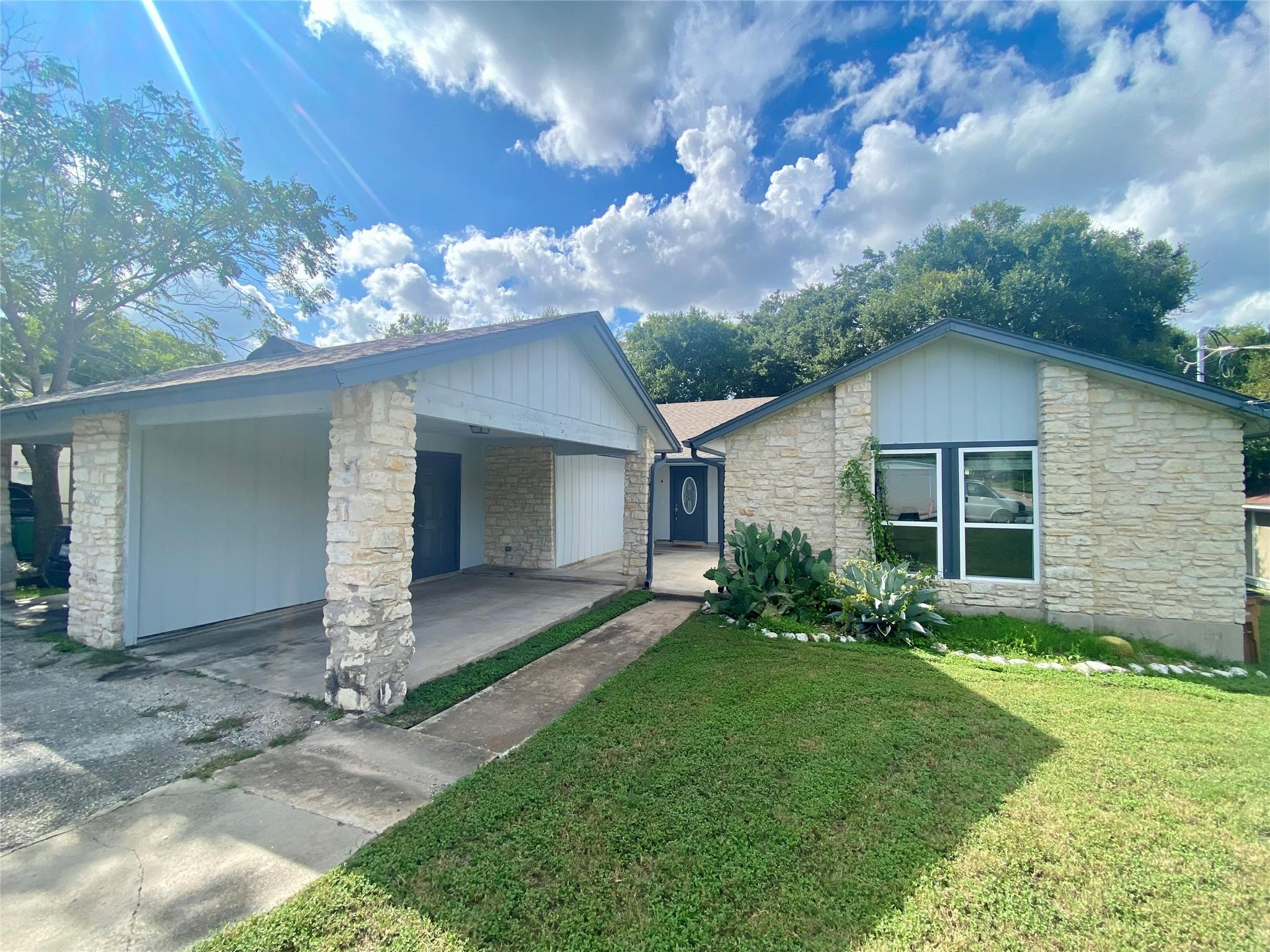410 W Dittmar Rd #b Property Photo 1