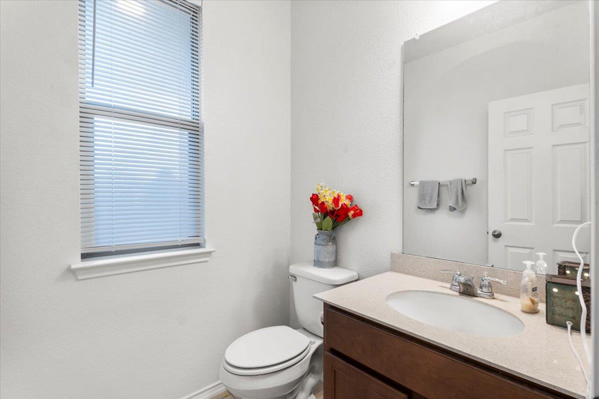 239 Crimson Ln Property Photo 5