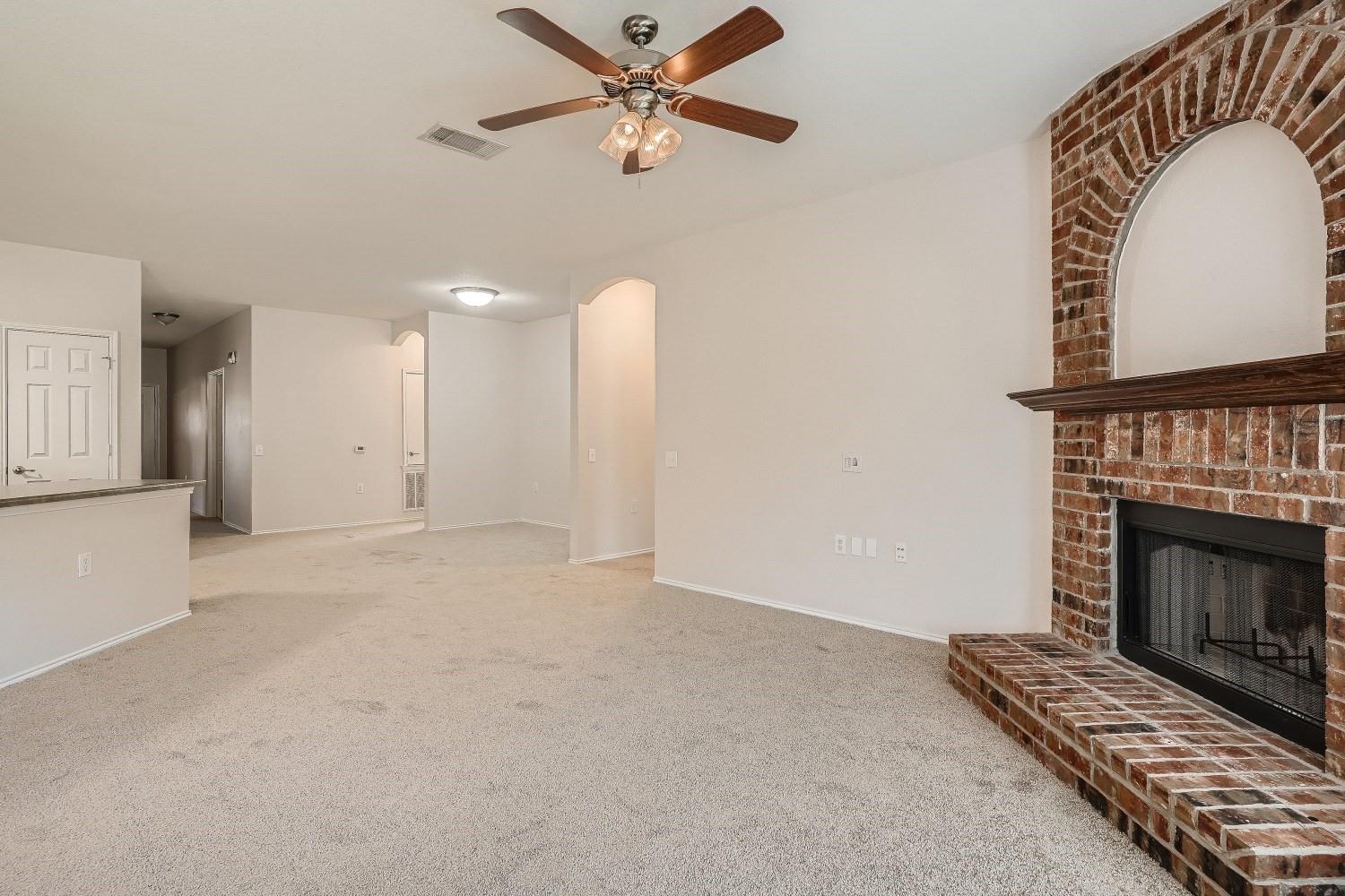 8905 Quick Stream Dr Property Photo 5