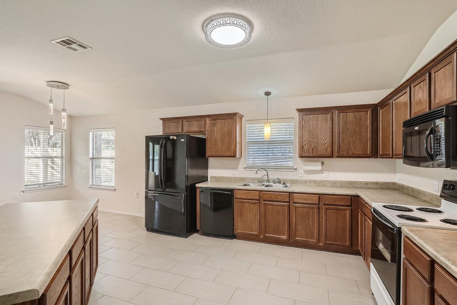 8905 Quick Stream Dr Property Photo 11