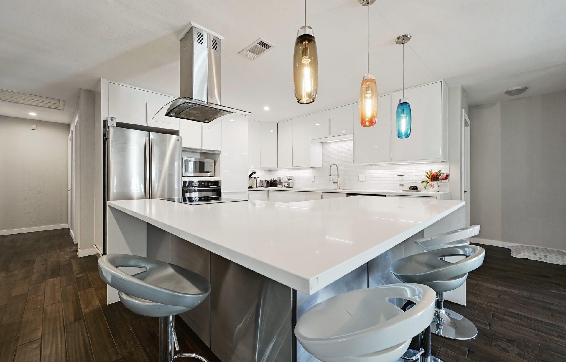 3105 Twilight Trl Property Photo 4