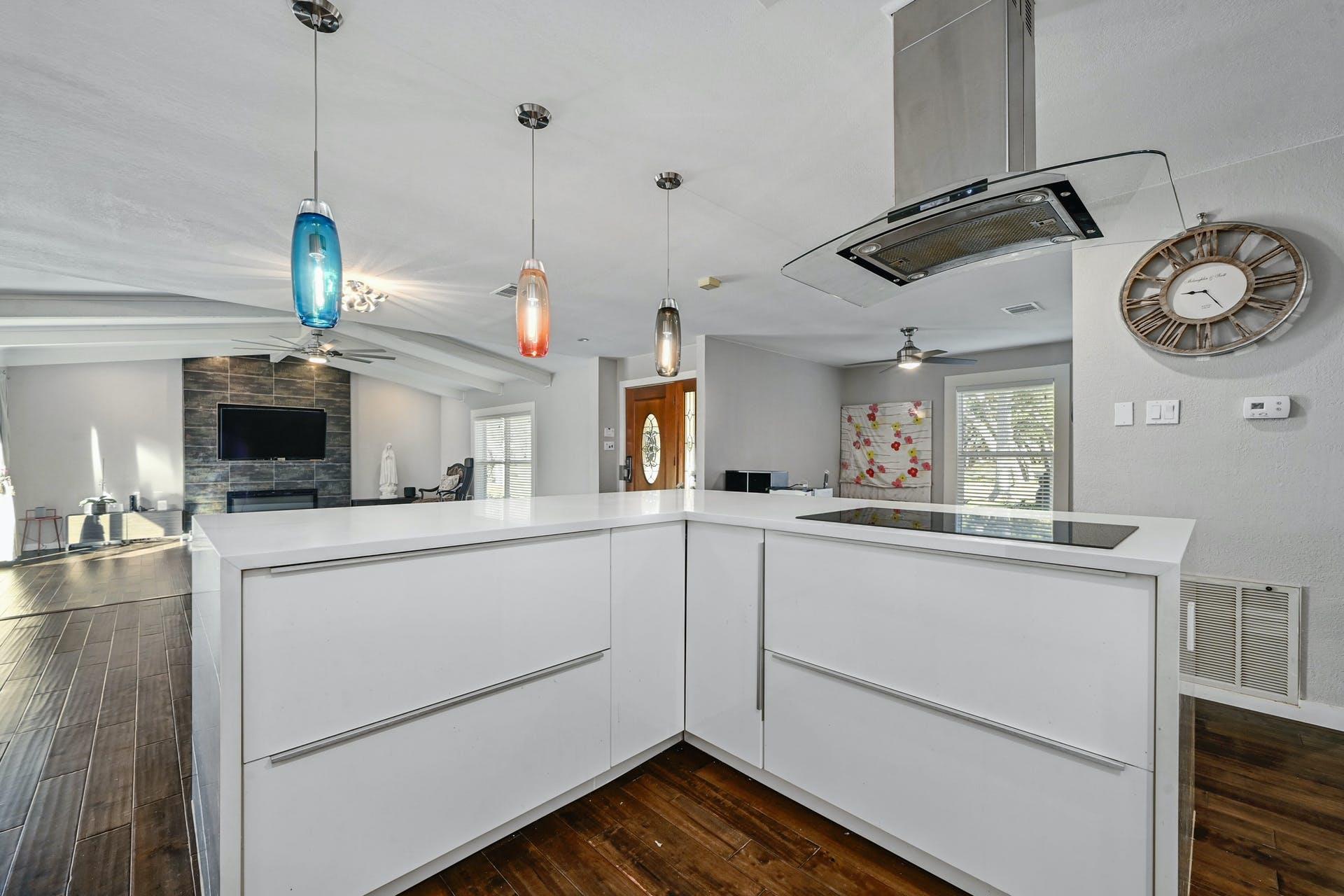 3105 Twilight Trl Property Photo 7