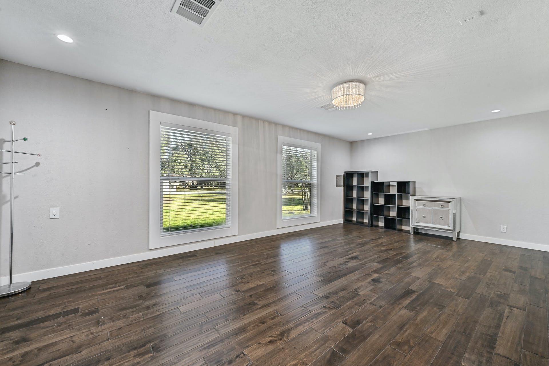 3105 Twilight Trl Property Photo 14