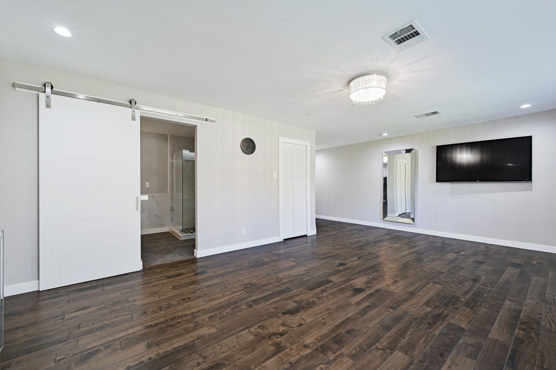 3105 Twilight Trl Property Photo 15