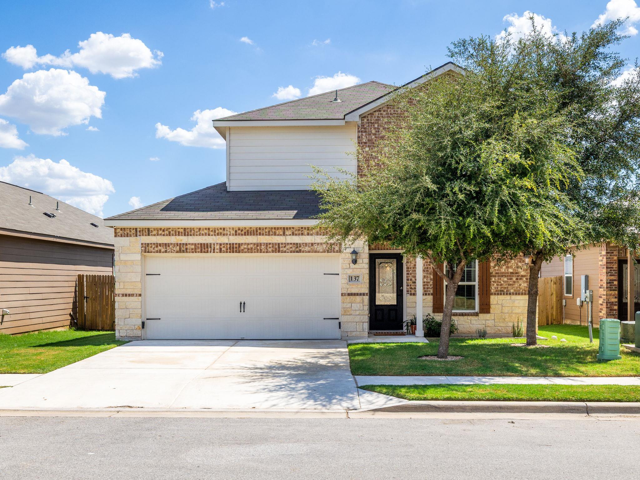 137 Star Spangled Dr Property Photo 1