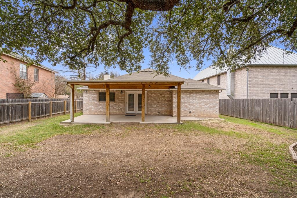 905 Lodosa Dr Property Photo 22