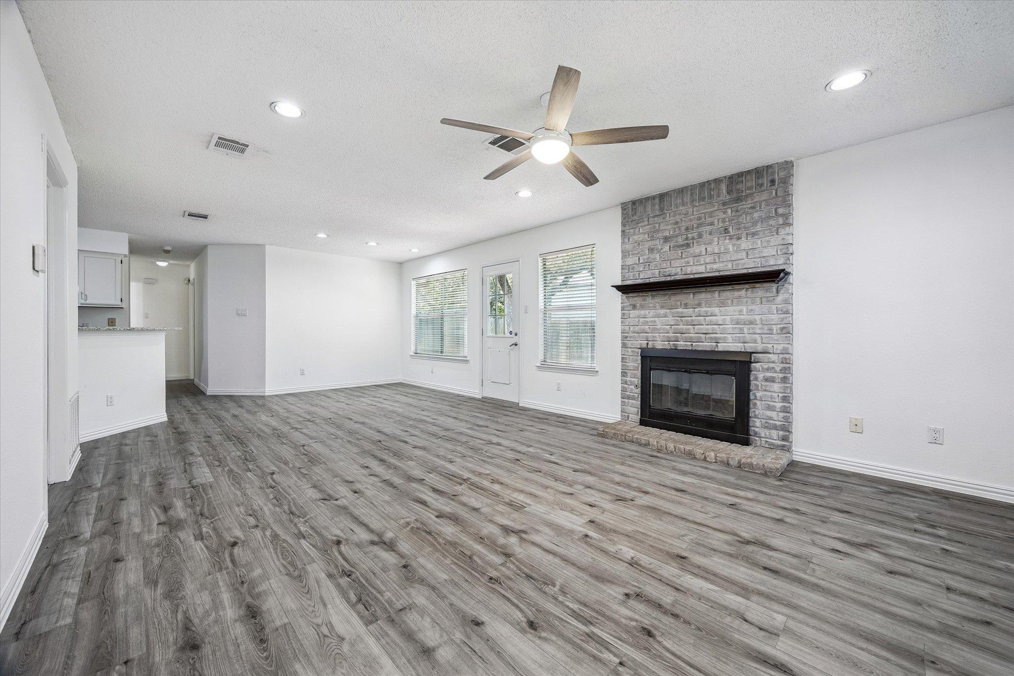 3204 Blazing Star Trl Property Photo 2