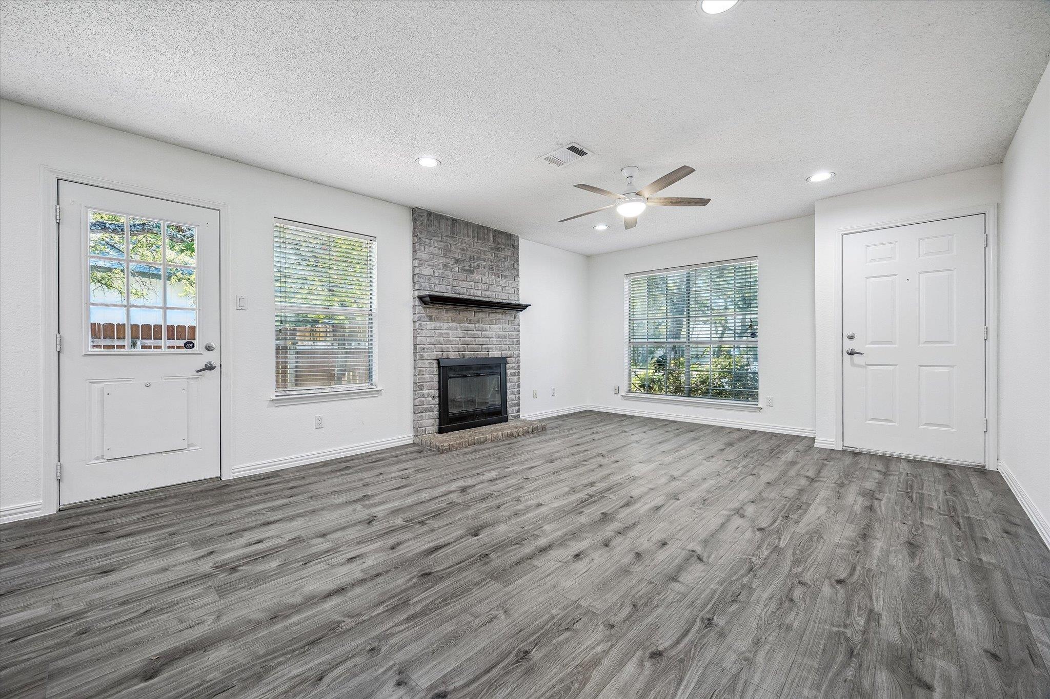 3204 Blazing Star Trl Property Photo 4