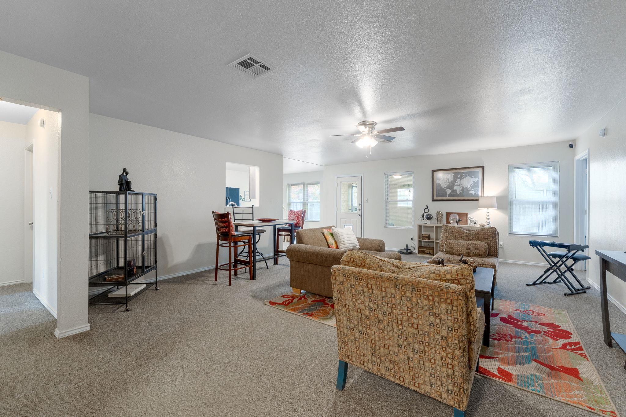 2415 Gallop Dr Property Photo 3