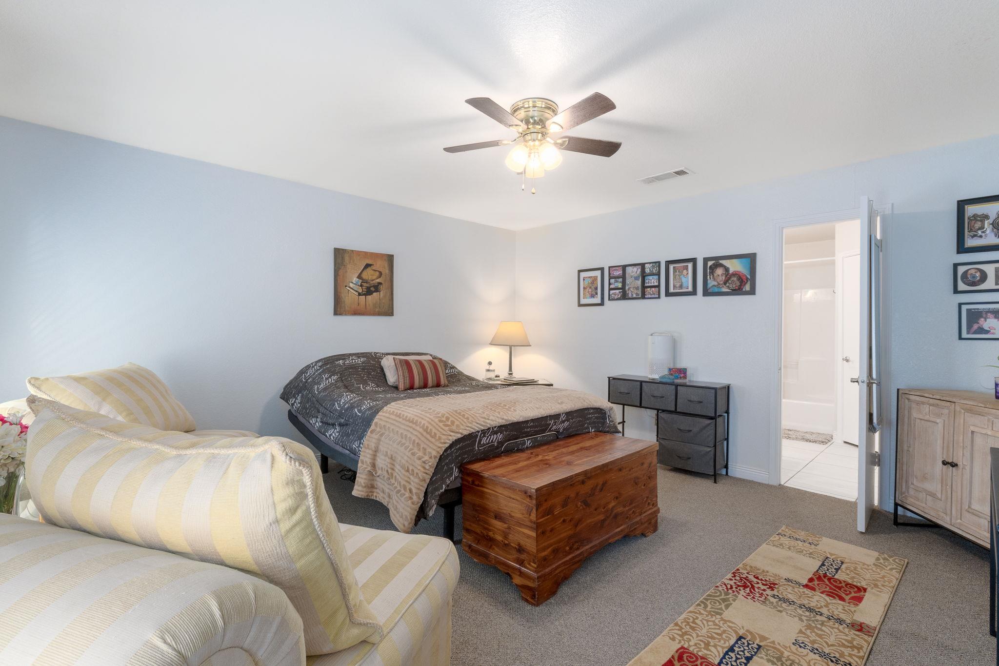 2415 Gallop Dr Property Photo 10