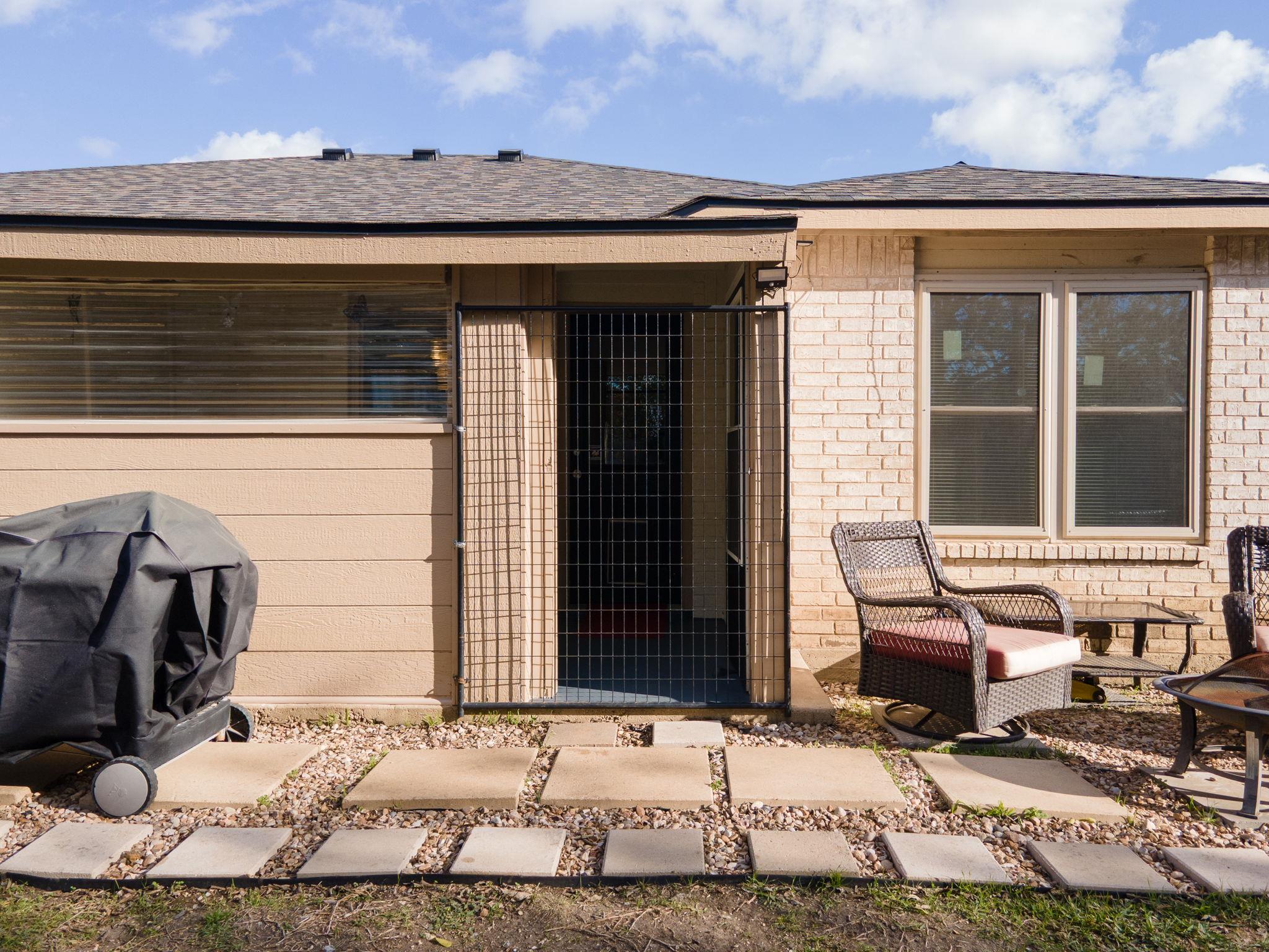 2415 Gallop Dr Property Photo 22