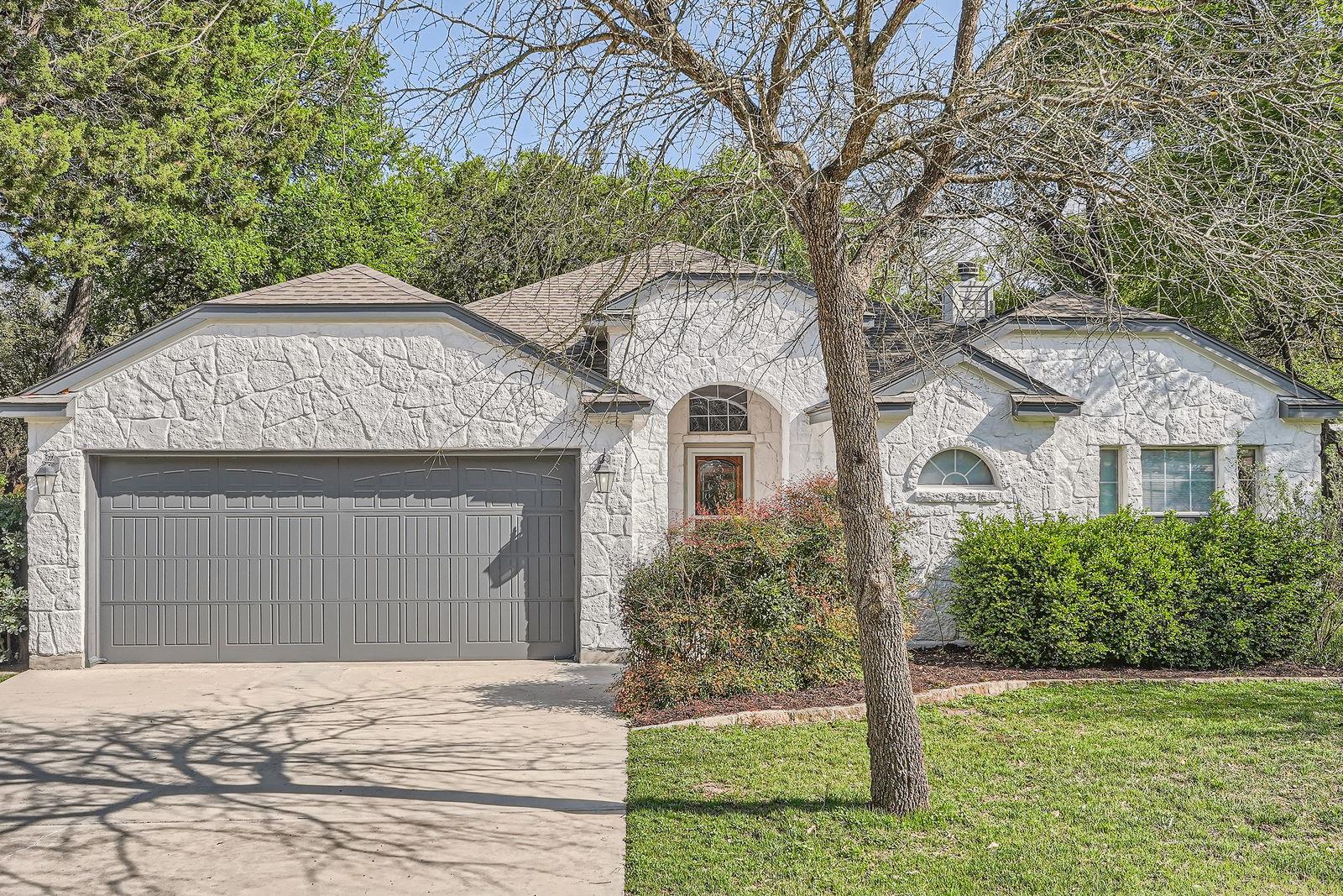 17 Country Place Dr Property Photo