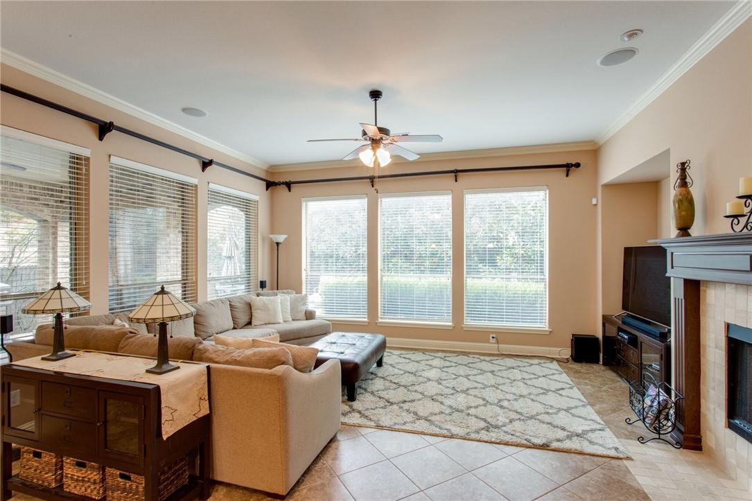 1007 Rhondstat Run Property Photo 8