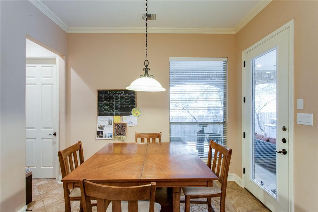 1007 Rhondstat Run Property Photo 15