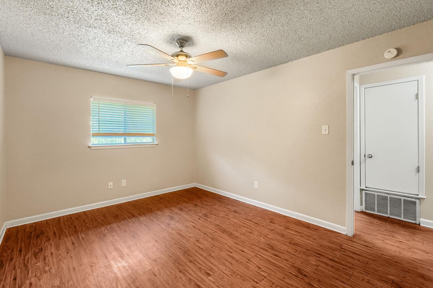 7712 Islander Dr Property Photo 11