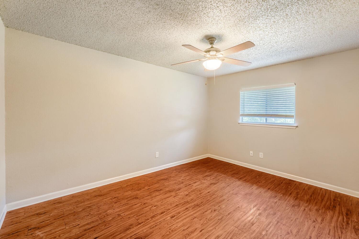 7712 Islander Dr Property Photo 12