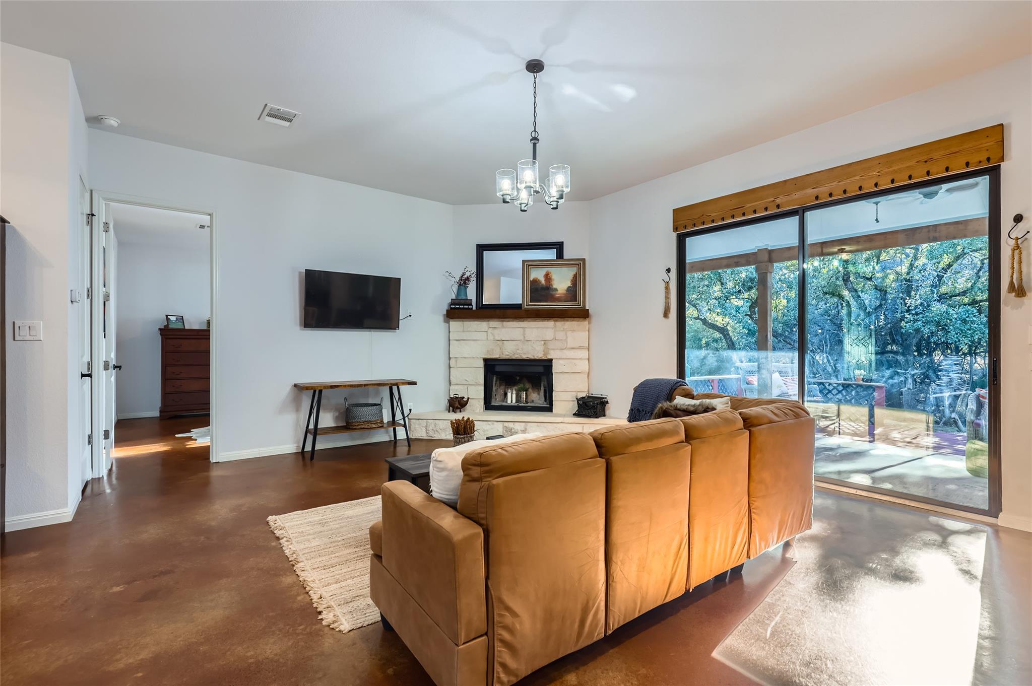 20809 Henry Avenue Ave Property Photo 7