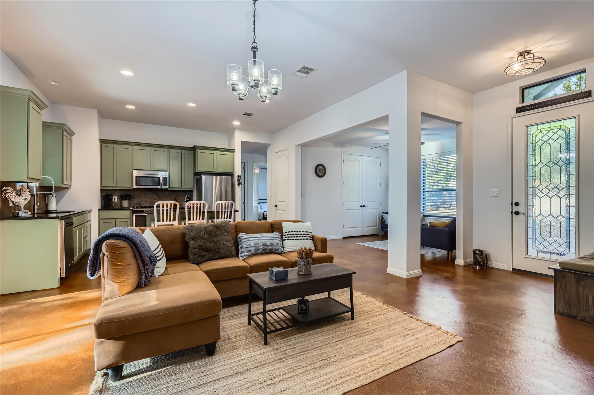 20809 Henry Avenue Ave Property Photo 8