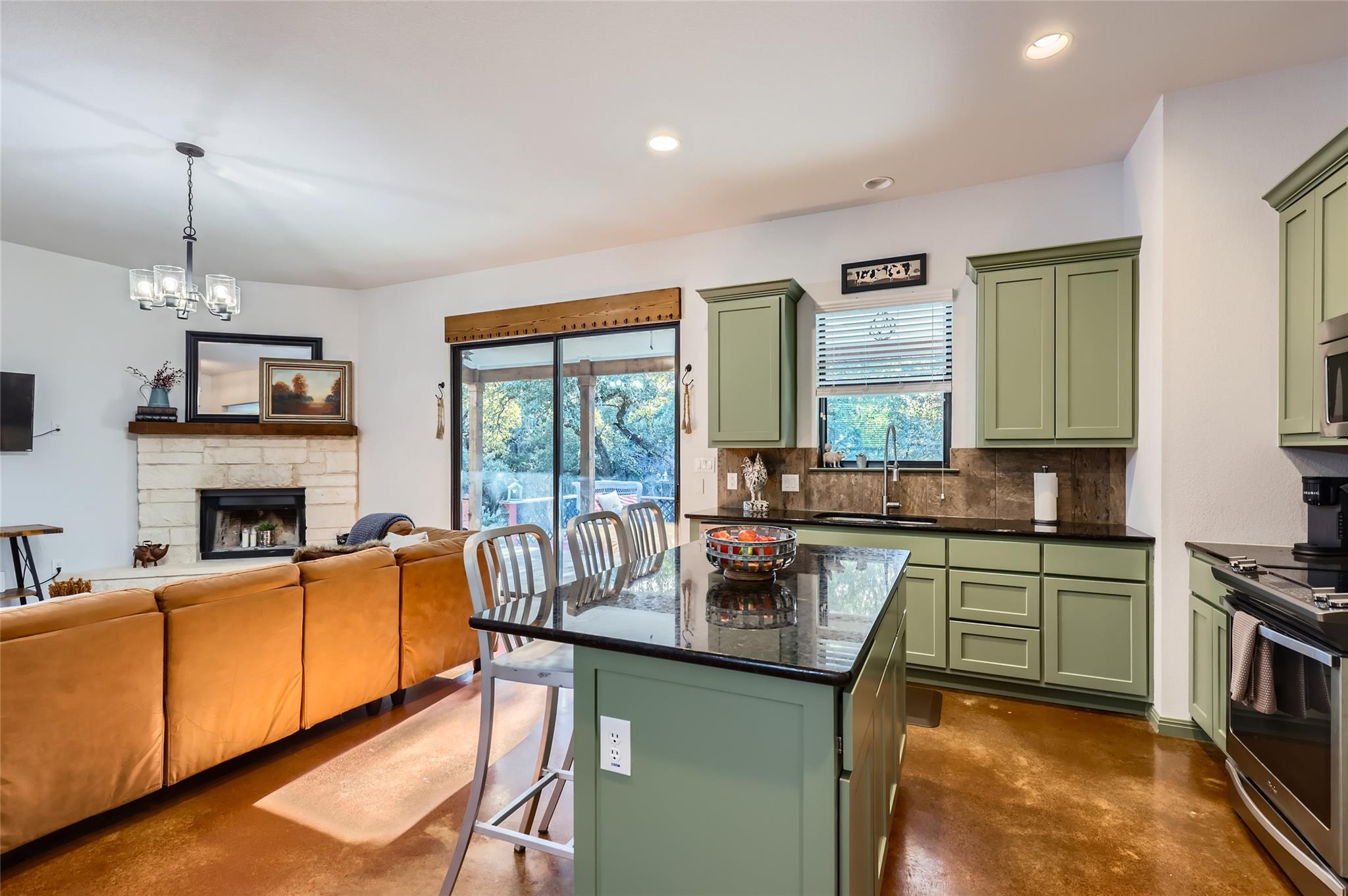 20809 Henry Avenue Ave Property Photo 11